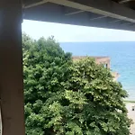 On The 아파트